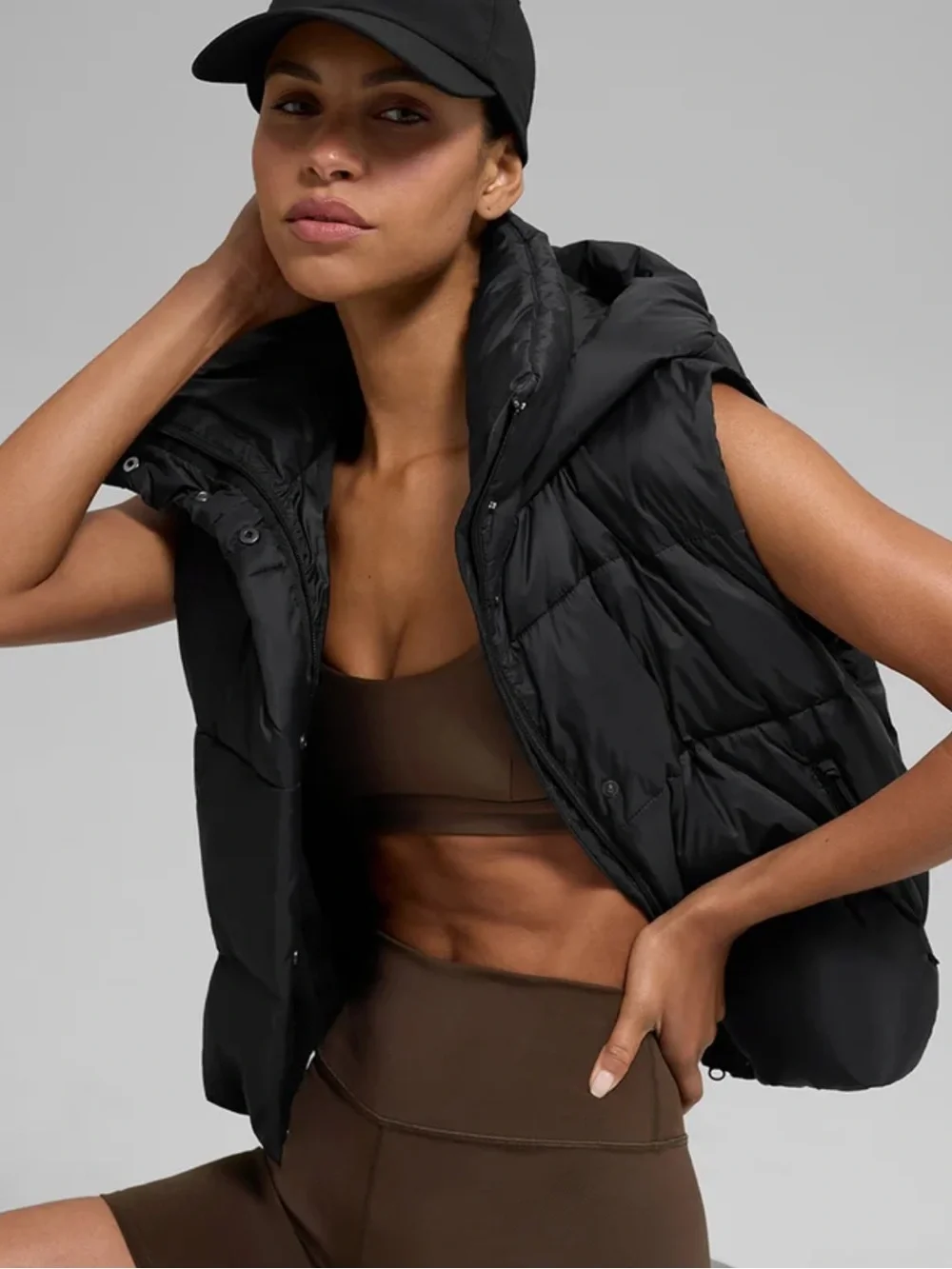 ALO Yoga streamlined black